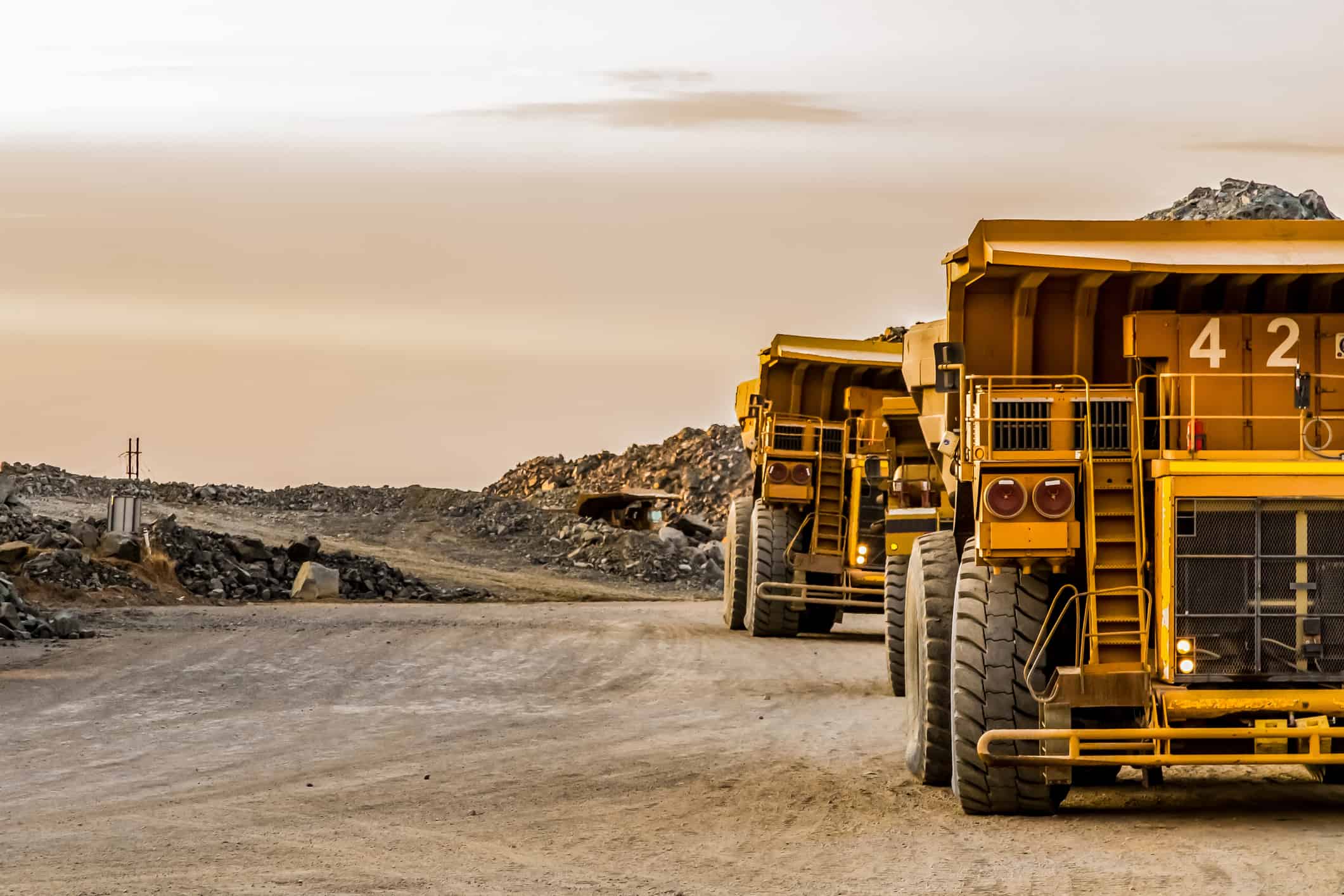 Canada’s Next Investment Boom Could Be Worth $1 Trillion: I’d Buy This Stock Now