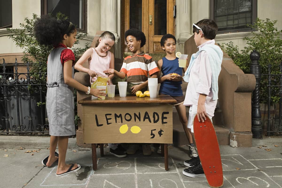 The Stock That Could Pay for Your Kids’ Education If You Start Today